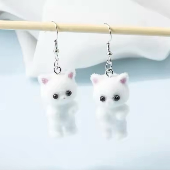 Cute Resin Flocked 3D Cat Earrings,Cartoon Animal Earrings,Holiday Party… - Picture 4 of 5